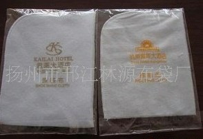 專業(yè)生產(chǎn)加工各種酒店用品擦鞋布，擦鞋紙，手提袋，無紡布袋