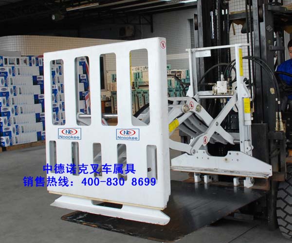 供應(yīng)推拉器、抱車、抱紙、夾紙?jiān)O(shè)備、叉車屬具、抱夾