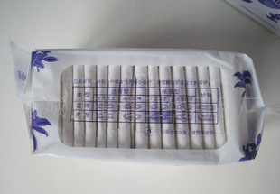 供應240MM尺寸超低價衛(wèi)生巾