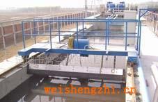 供應(yīng)行車式刮泥機(jī)/增益環(huán)保設(shè)備/質(zhì)量值得信賴