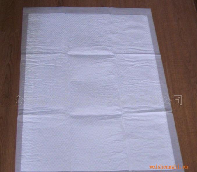 供應(yīng)各種規(guī)格一次性床墊和寵物墊