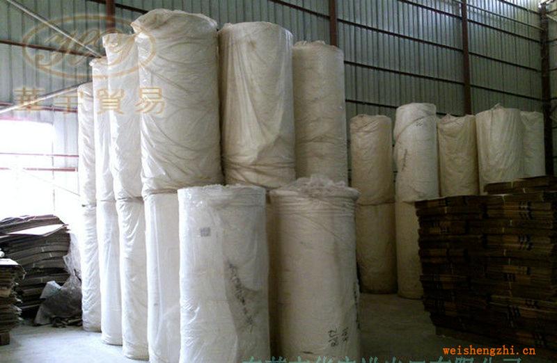 供應(yīng)咖啡色（棕色）大軸半成品衛(wèi)生紙?jiān)偕潦旨堅(jiān)? onerror=