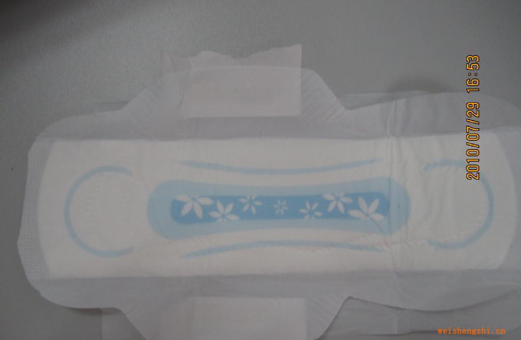 供應(yīng)完美一生系列衛(wèi)生巾出口衛(wèi)生巾代加工外貿(mào)衛(wèi)生巾加工廠