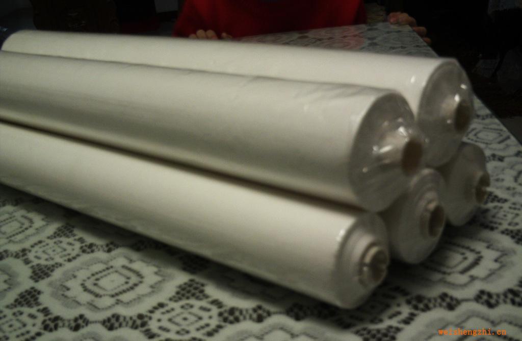 擦拭紙首先蘇優(yōu)，替代進(jìn)口，質(zhì)優(yōu)價(jià)廉