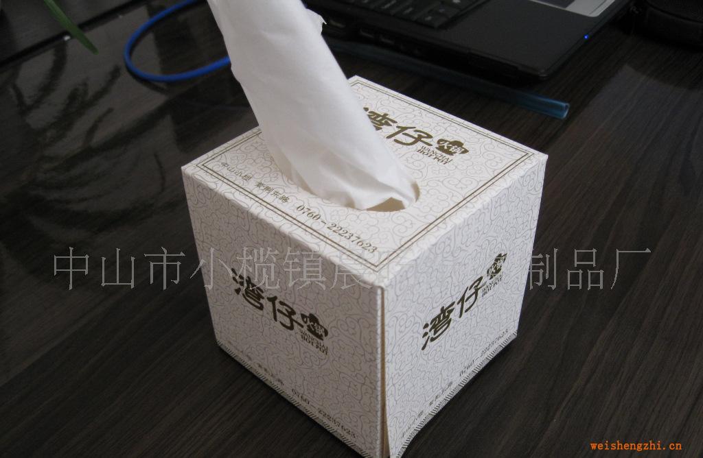 供應(yīng)餐廳、KTV用盒裝紙巾(定做)