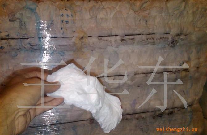 國外次品成人尿褲用于回收打漿。