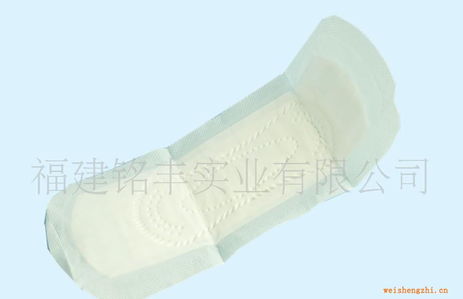提供夜用棉面直條衛(wèi)生巾加工