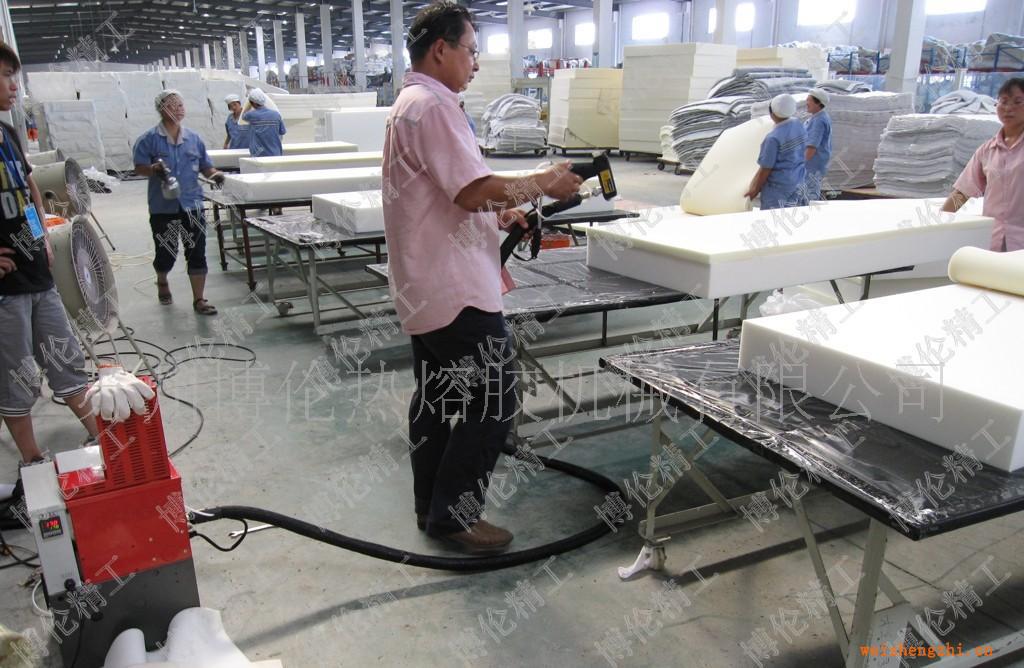 供應(yīng)BL-8805P2、布袋彈簧床墊噴膠機，熱熔膠噴膠機、床墊噴膠機