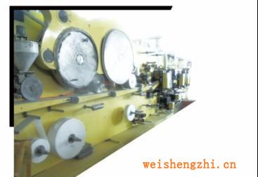 HX-500A尿褲?rùn)C(jī)生產(chǎn)線