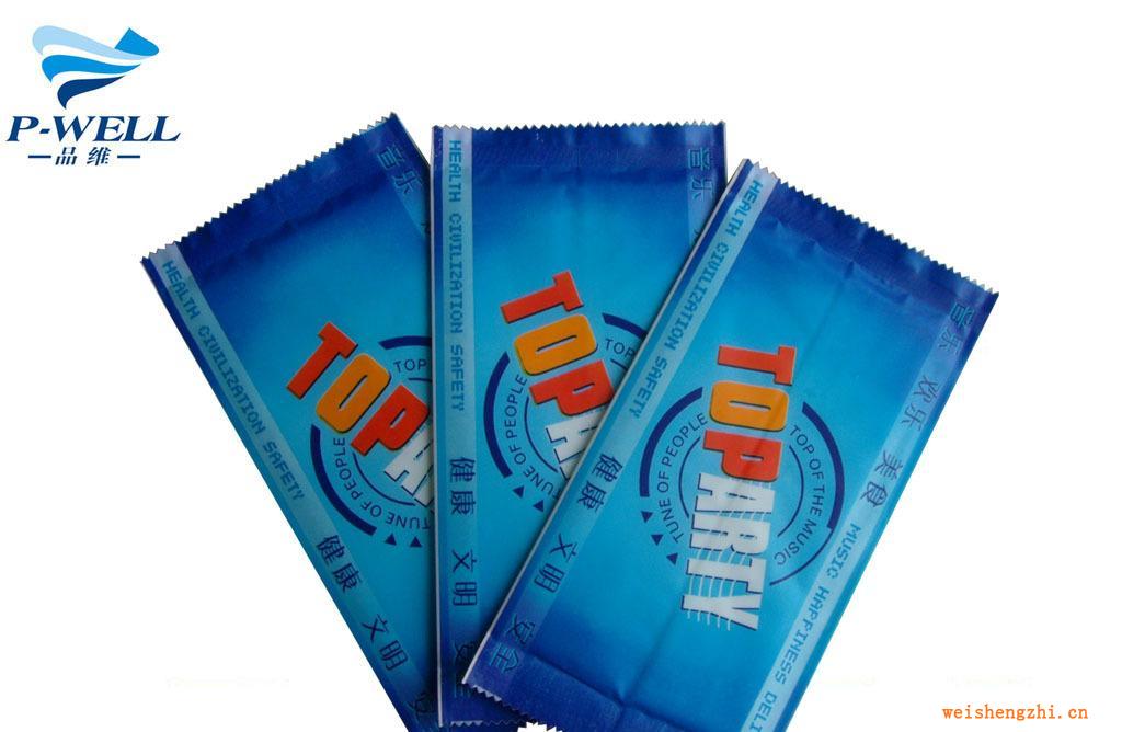 廣州品維紙業(yè)廠家供應(yīng)各種規(guī)格濕巾，清潔消毒、旅游必備！