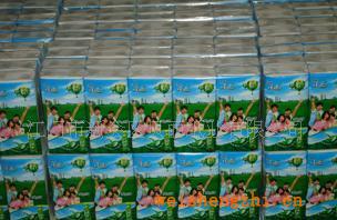 廠家低價OEM生產(chǎn)塑料包裝紙巾廣告手帕紙巾大量接受訂做