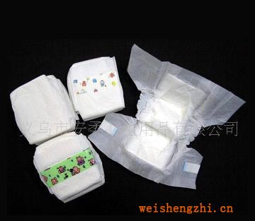 供應(yīng)方便舒適嬰兒紙尿褲