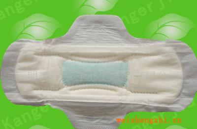 供應日用加藍心立體護圍衛(wèi)生巾