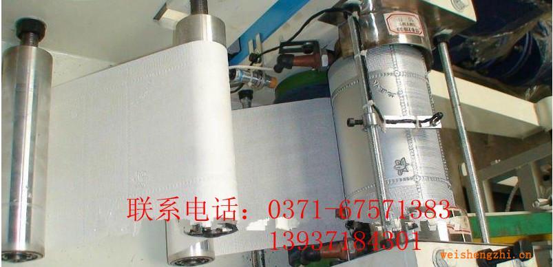 供應全自動餐巾紙折疊機，壓花餐巾紙機全自動折疊機