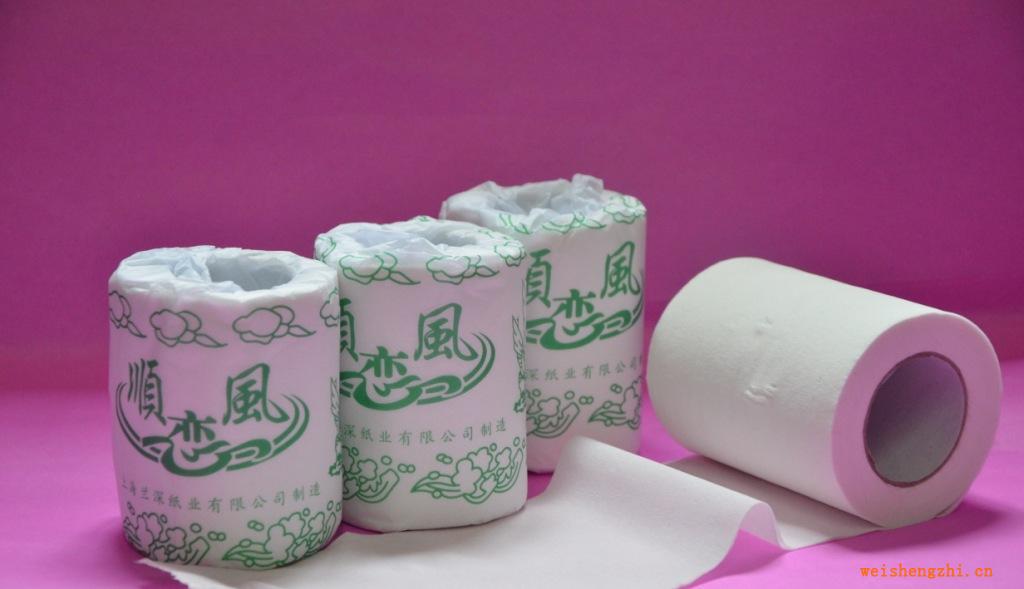 廠家直銷順風(fēng)戀順風(fēng)生活用紙，家庭卷紙，帶包裝，可按需求定做。