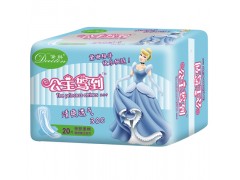 公主駕到衛(wèi)生巾|山東衛(wèi)生用品廠|山東衛(wèi)生巾廠家|安潔衛(wèi)生用品