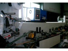 衛(wèi)生巾 尿片 紙尿褲 無紡布噴膠復(fù)合