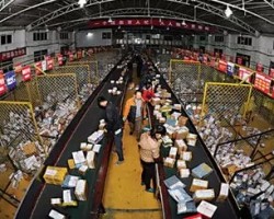 雙十一快遞數(shù)量翻番 中國(guó)包裝行業(yè)成大贏家