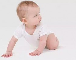 天氣轉(zhuǎn)熱，我們是否要真的完全拋棄紙尿褲了呢？