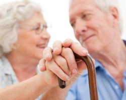 成人紙尿褲怎么穿以及適用的人群！