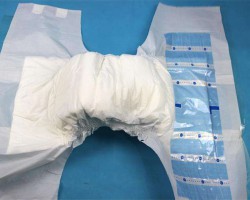 購買老人使用的成人紙尿褲應(yīng)注意什么