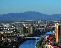 山東美潔紙業(yè)與潤升輥業(yè)年產(chǎn)15萬噸高瓦復卷機底輥噴涂簽約