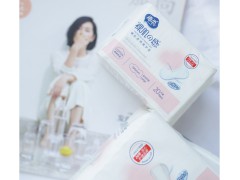 雨柔  衛(wèi)生護(hù)墊